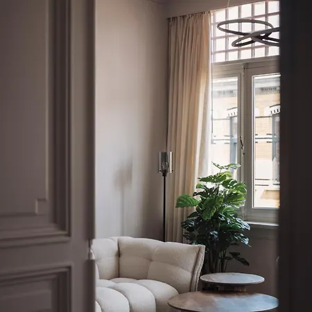 Bed & Breakfast Zurenborg *